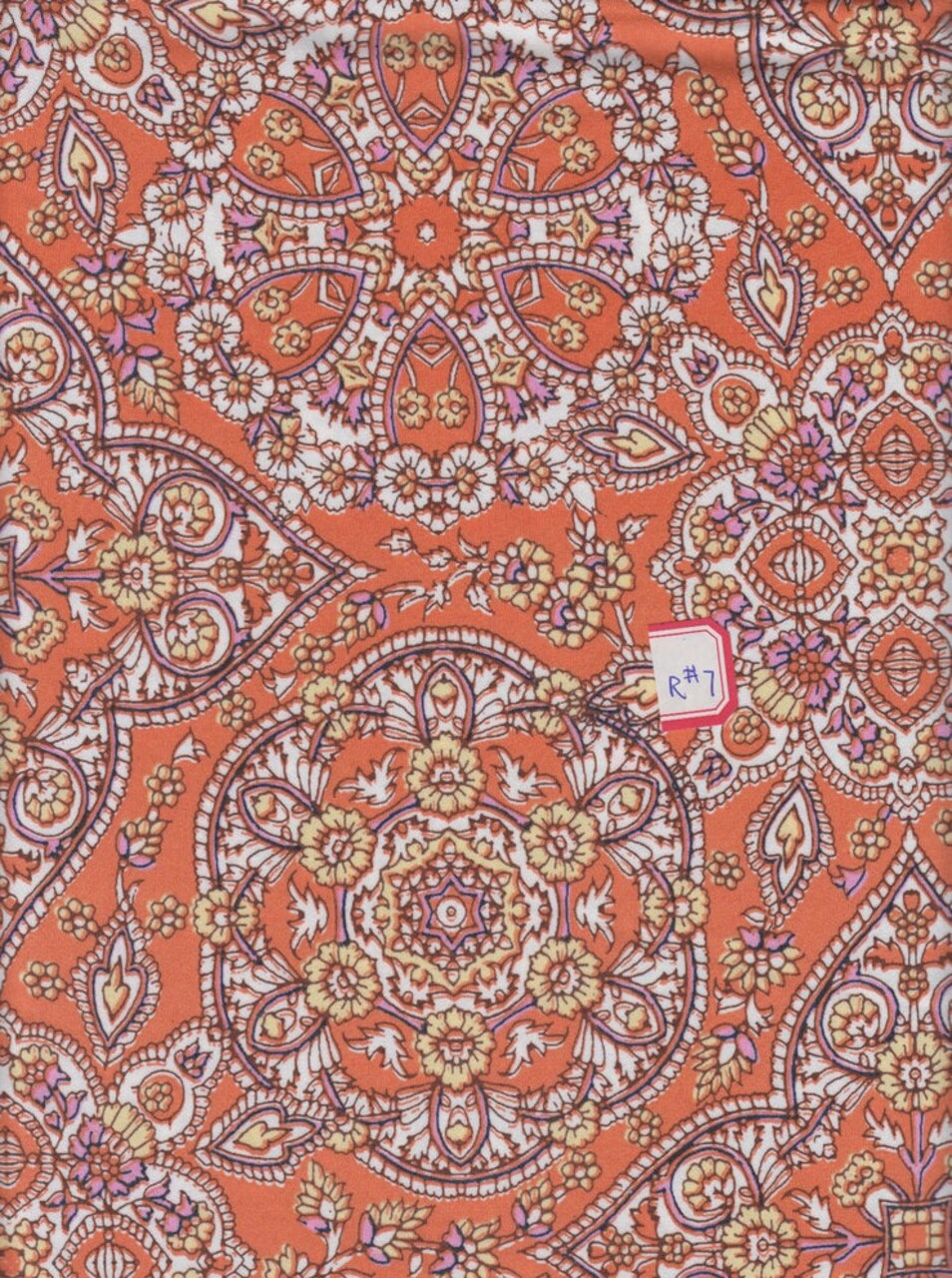 1 Yard Elegant Medallion DTY Knit Stretch Fabric 58/60 Inch Wide Soft Lightweight Decorative Print